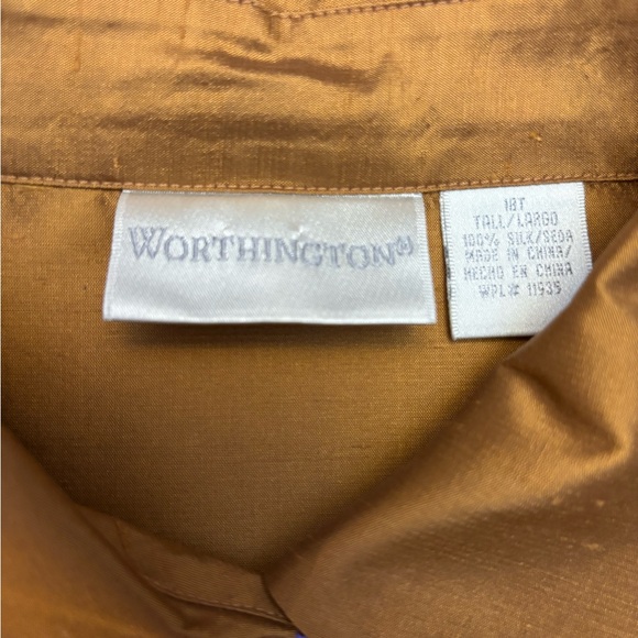 Worthington Women's Satin Gold Blouse NWOT - Picture 2 of 5